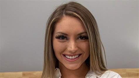 kaykey gunner|Kayley Gunner (@KayleyGunner) .
